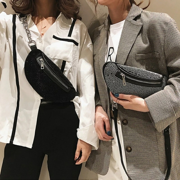 EDGY CHAIN LINK CROSSBODY HANDBAGZ▪︎Slate - Picture 10 of 17